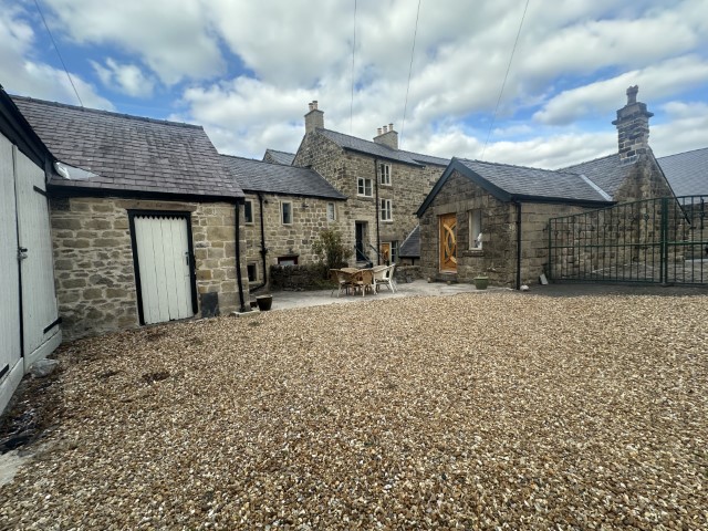 The White Lion, Buxton Properties
